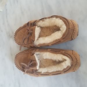 Boys ugg house slippers